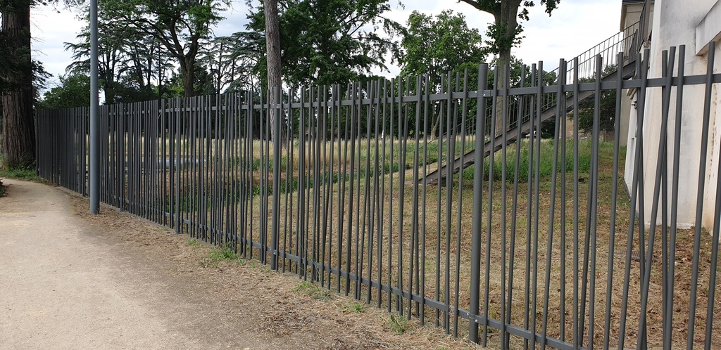 Barreaudage Savane 2440x1000 RAL 9005